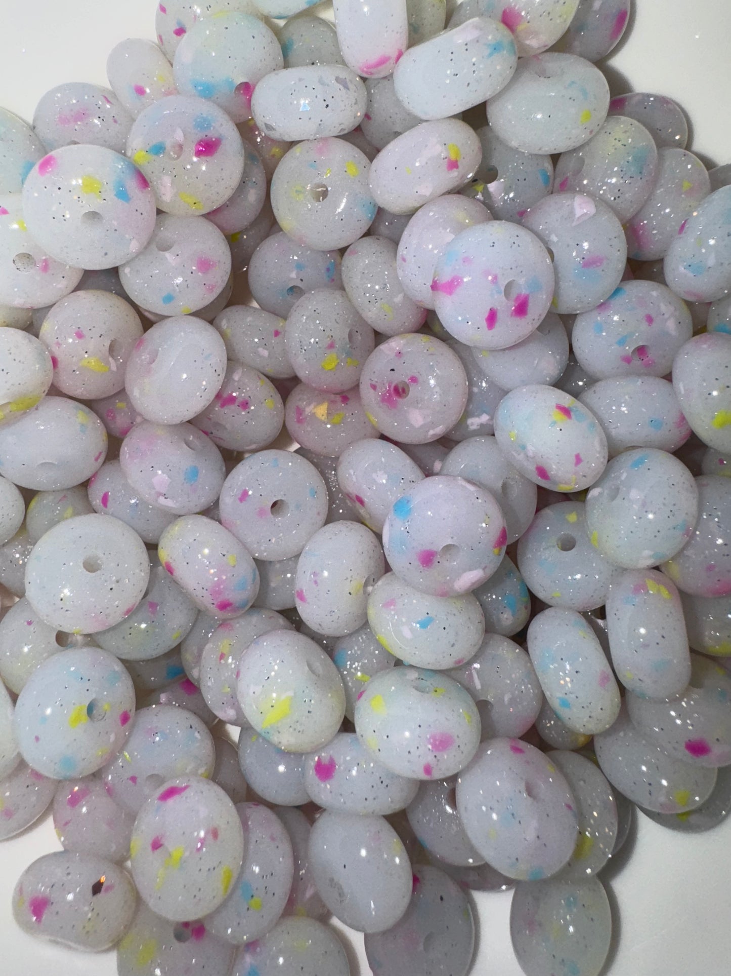 Shiny confetti silicone beads