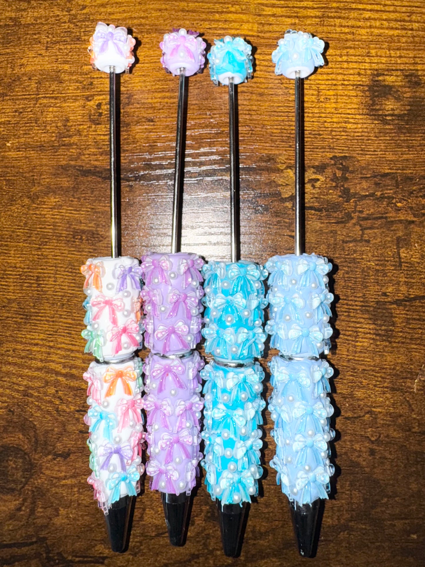 Fancy Bow Pens