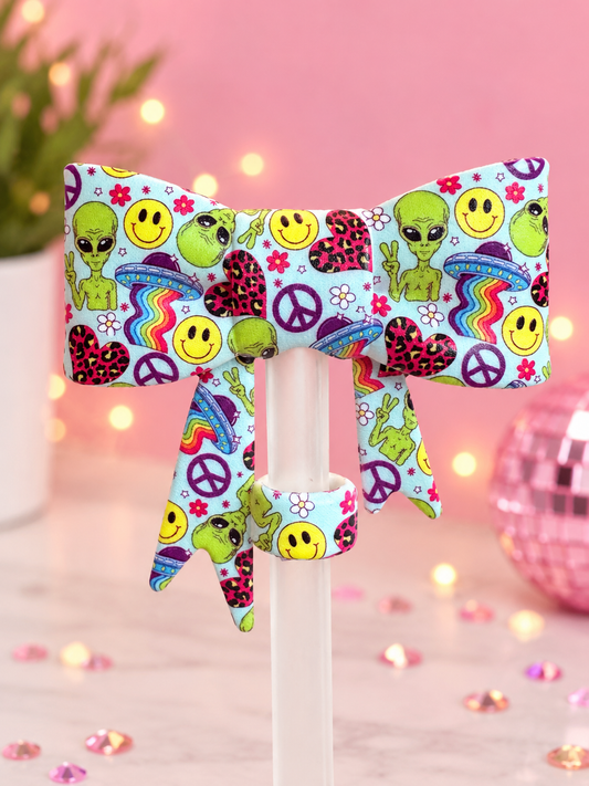 Peace, Love & Aliens Straw Topper Bow