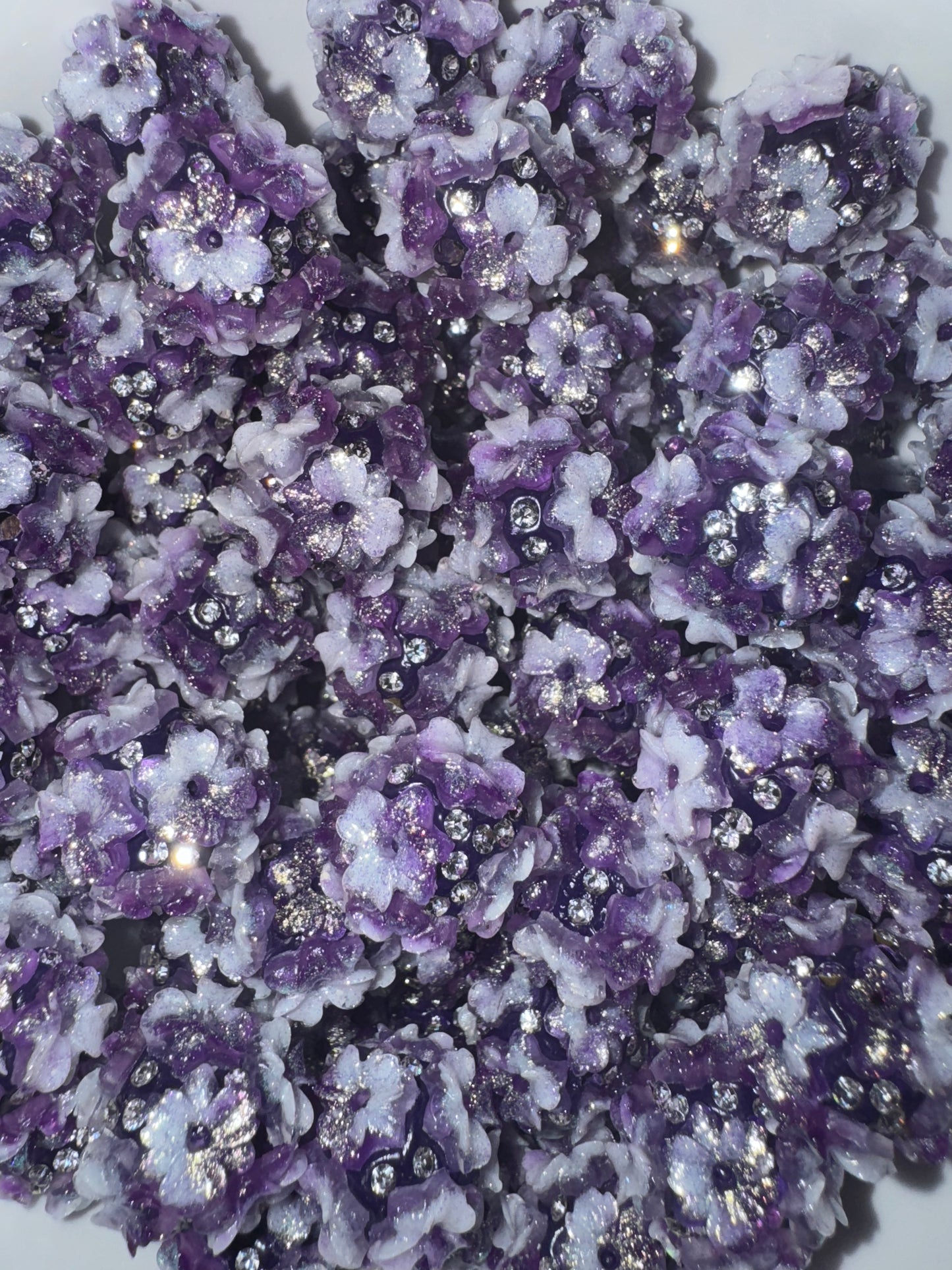 18MM Soft dark purple flower beads