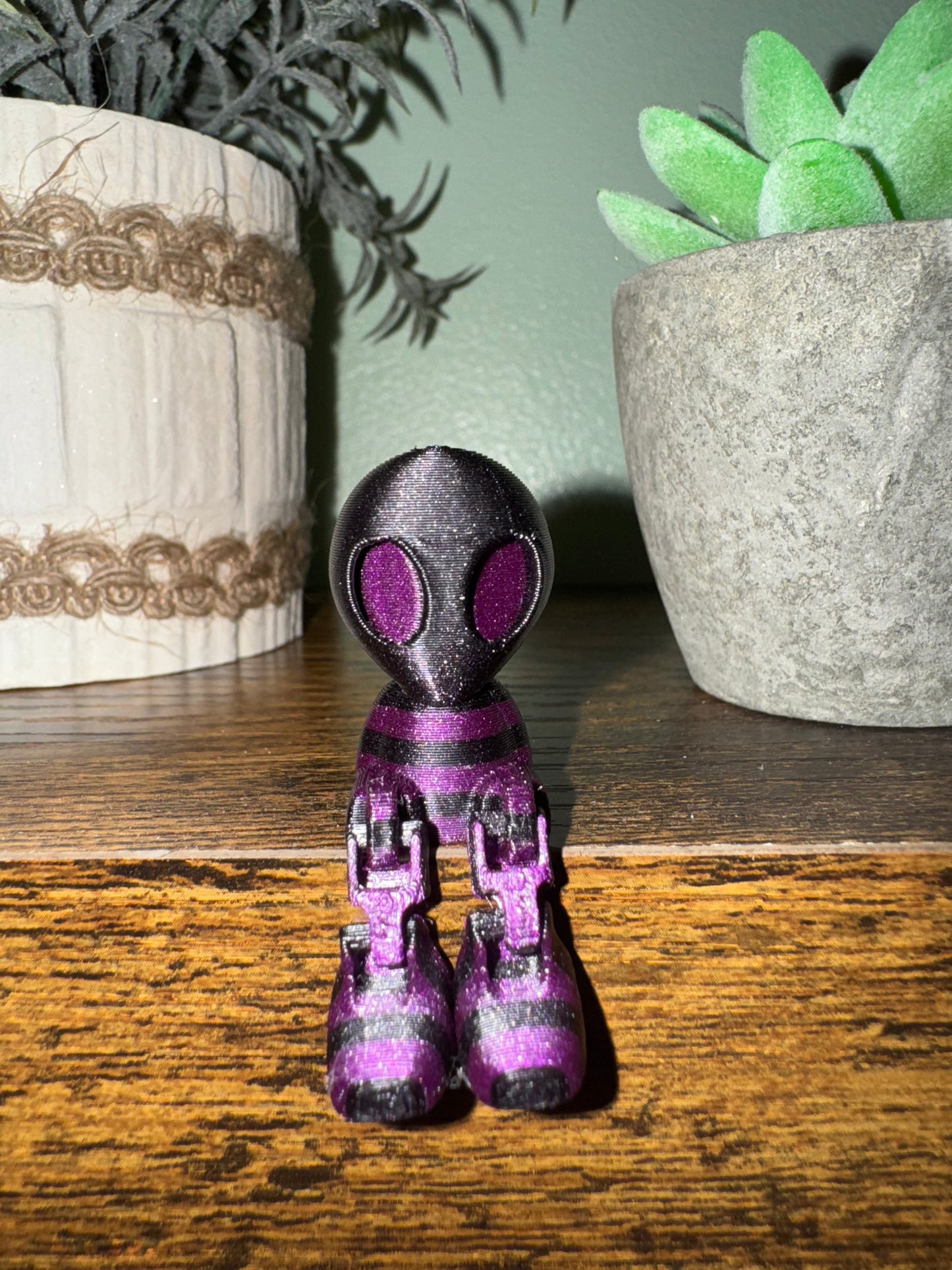 Alien 👽 crazy leg