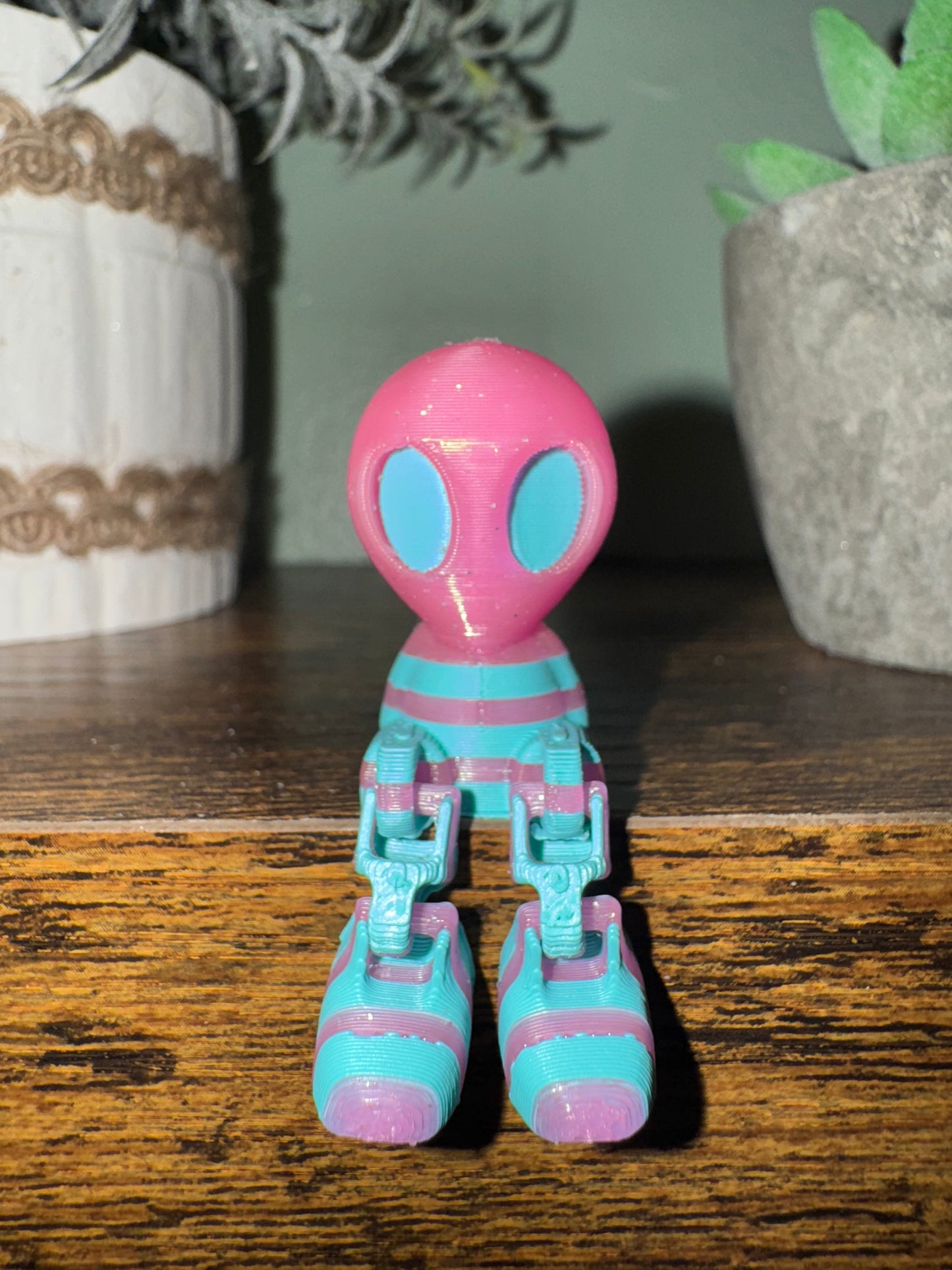 Alien 👽 crazy leg