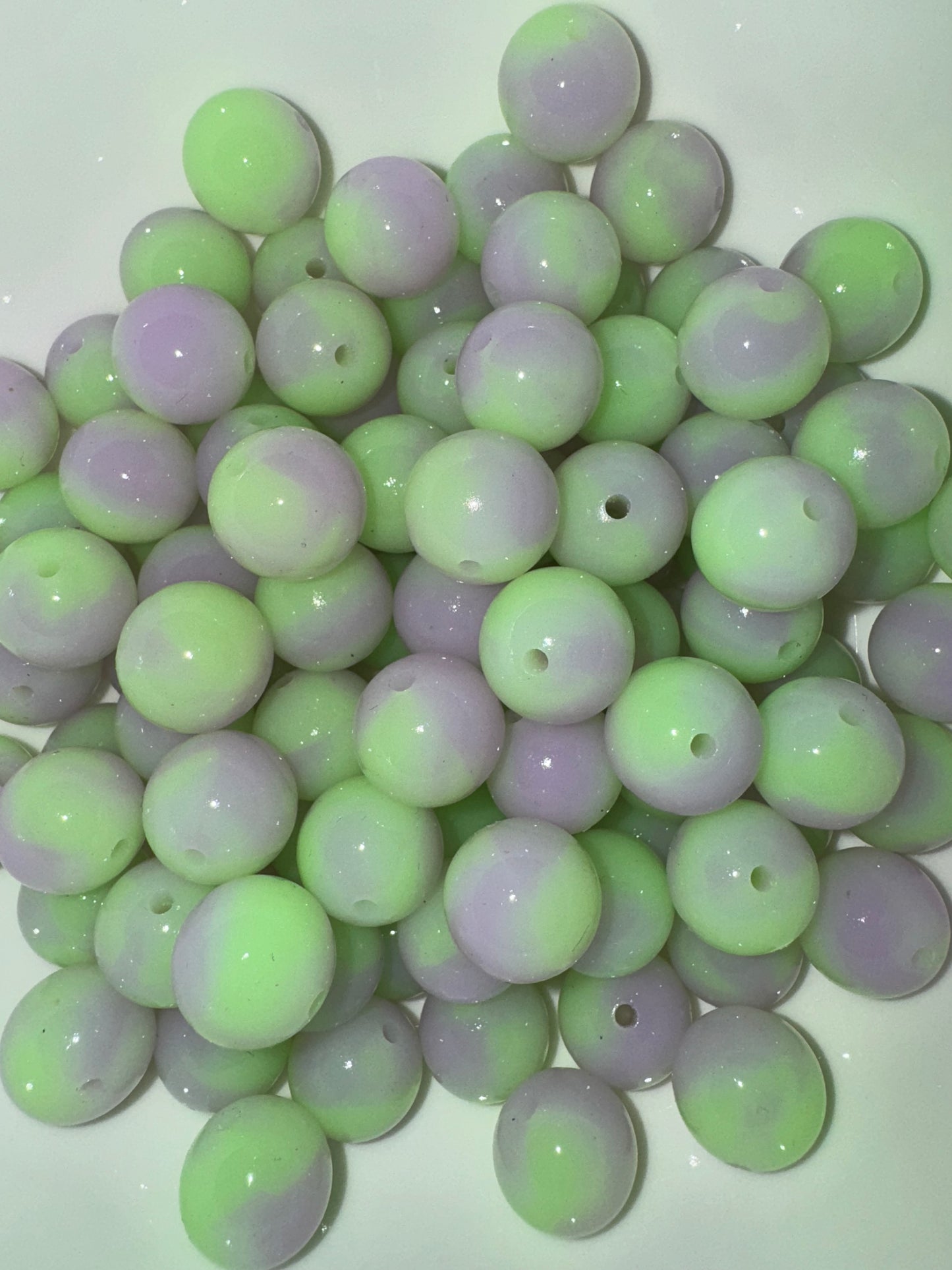 15mm green/purple glow in the dark silicone beads