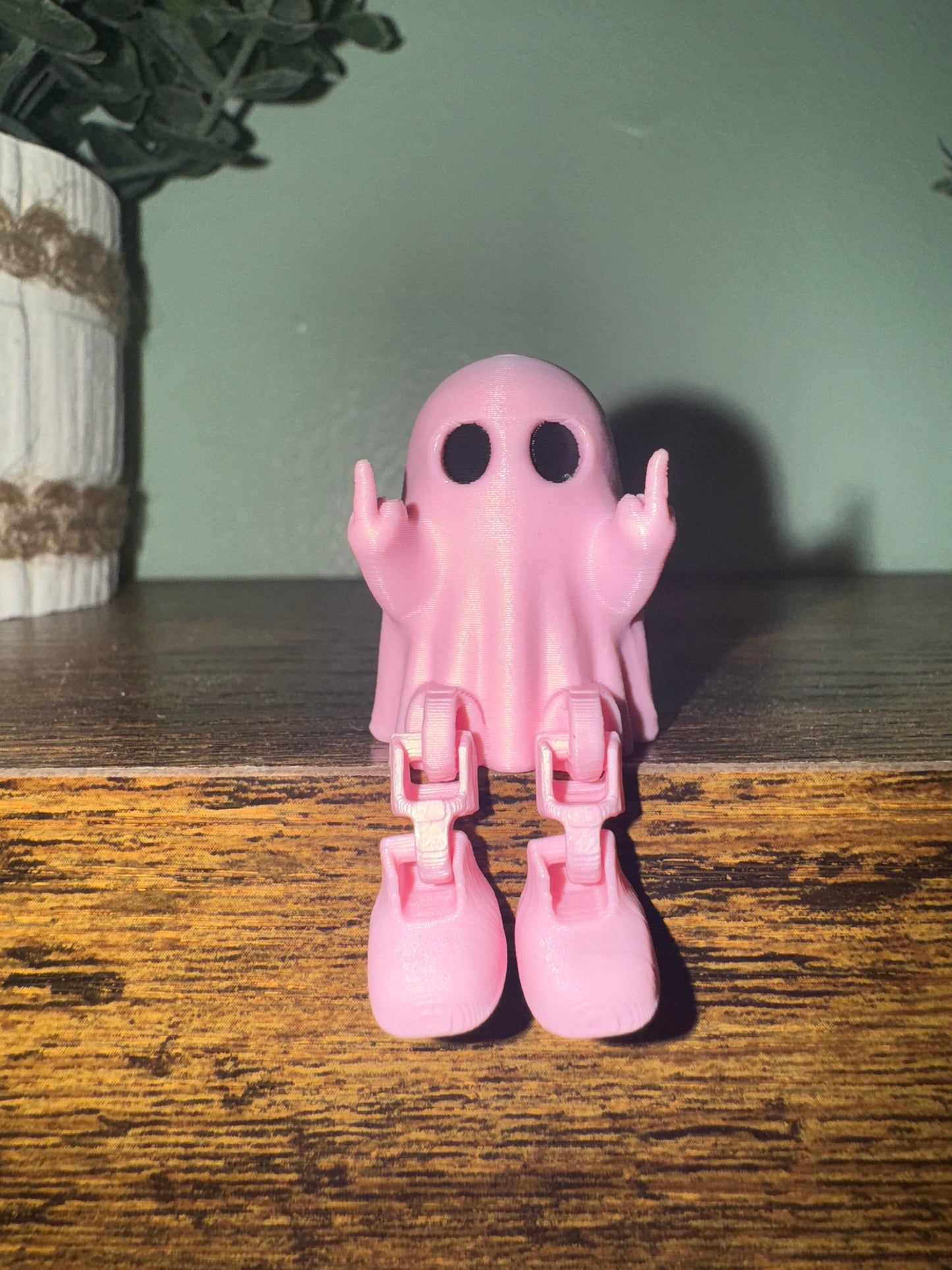 Light pink middle finger ghost 👻- 3D printed